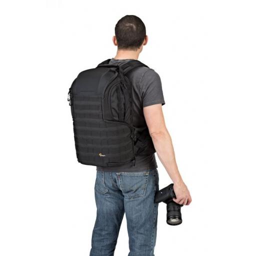 camera-backpack-protactic-bp-450-ii-aw-lp37177-model-alt2-rgb.jpg